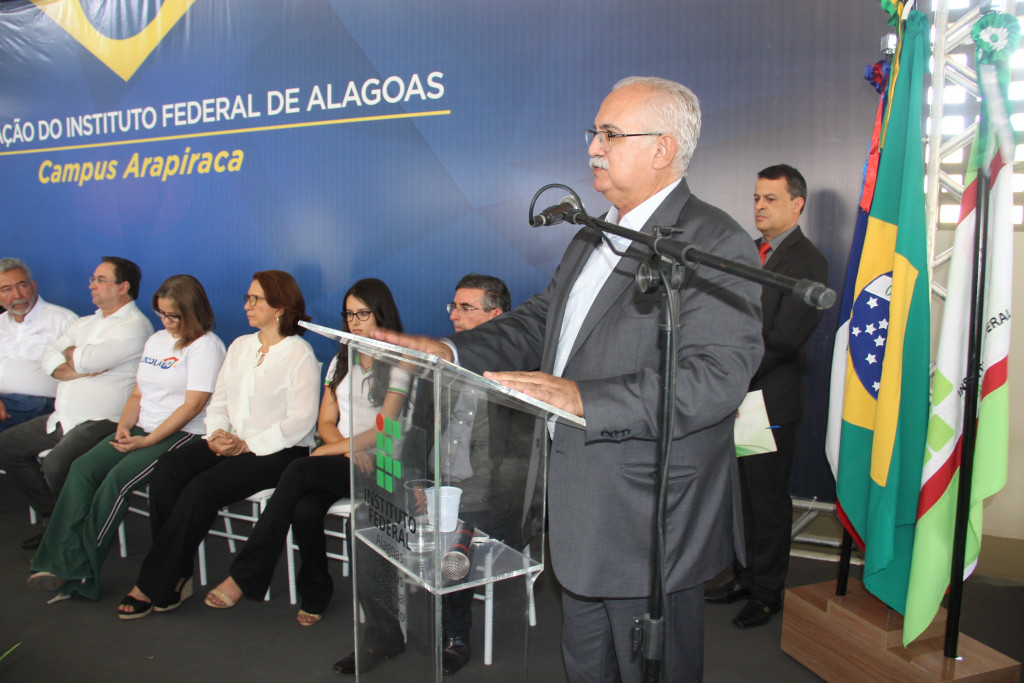 Prefeito falou do complexo educacional que se formou em Arapiraca com Ufal, Ifal e Uneal (Fotos: Samuel Alves)